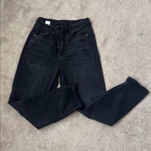 American Eagle Outfitters Mom Jeans